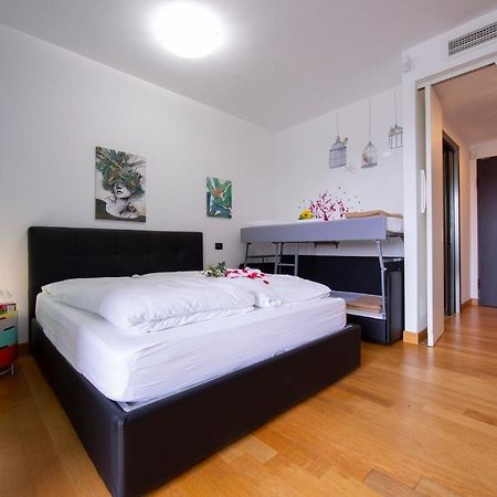 Appartement Temporaryflat Parco Vittoria à Milan Extérieur photo